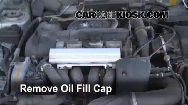 2000 Volvo V40 1.9L 4 Cyl. Turbo Aceite Agregar aceite